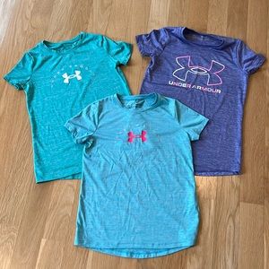 Under Armour Girls Loose Fit Heat Gear Shirts- Girls Size Youth M - Bundle of 3